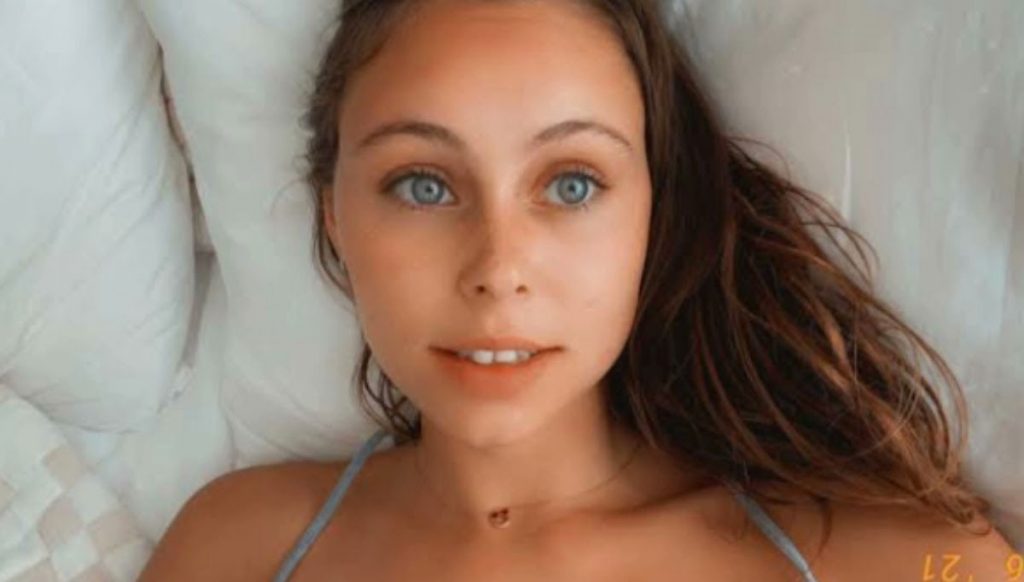 Stella Barey selfie in bed